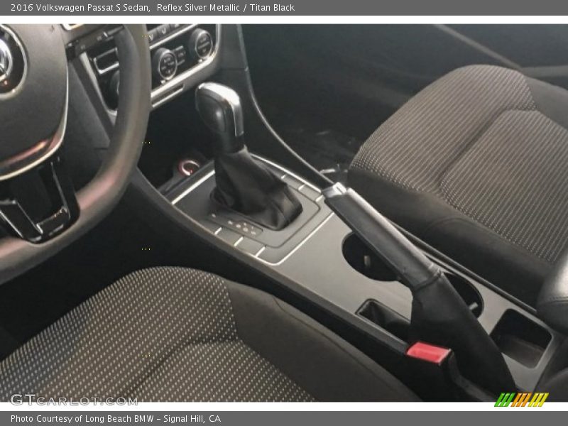 Reflex Silver Metallic / Titan Black 2016 Volkswagen Passat S Sedan