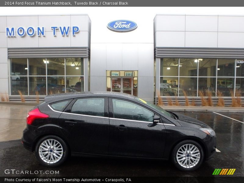 Tuxedo Black / Charcoal Black 2014 Ford Focus Titanium Hatchback