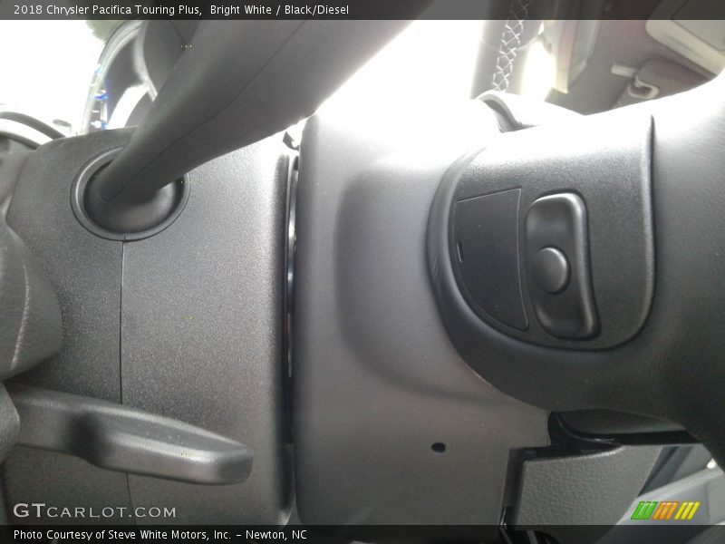 Bright White / Black/Diesel 2018 Chrysler Pacifica Touring Plus