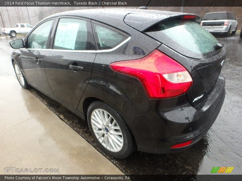 Tuxedo Black / Charcoal Black 2014 Ford Focus Titanium Hatchback