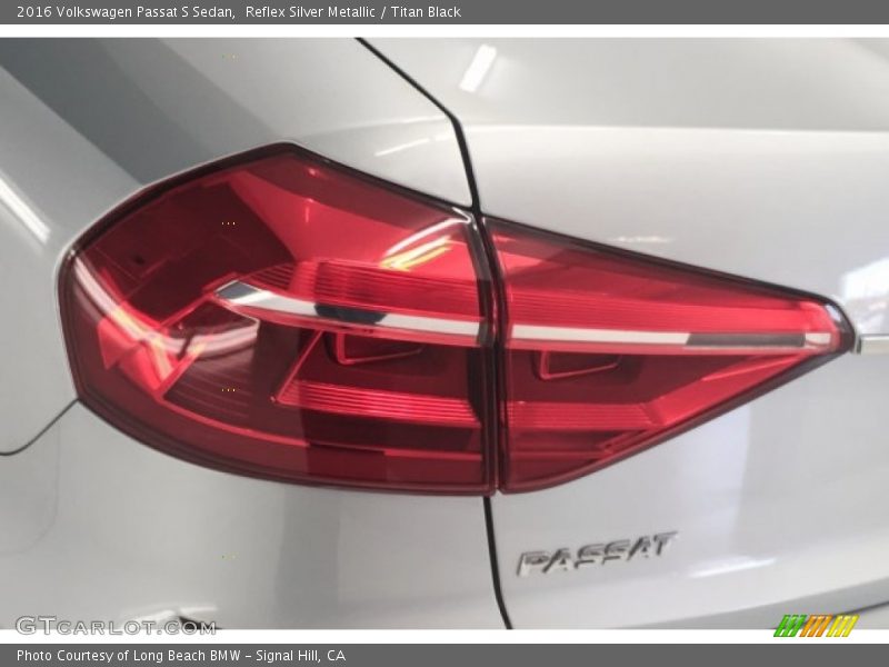 Reflex Silver Metallic / Titan Black 2016 Volkswagen Passat S Sedan