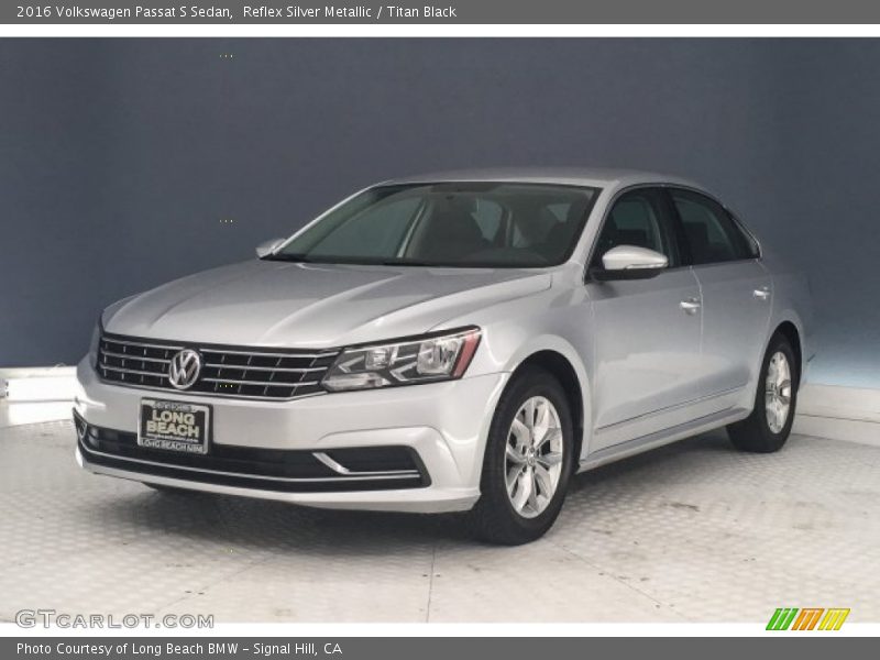 Reflex Silver Metallic / Titan Black 2016 Volkswagen Passat S Sedan