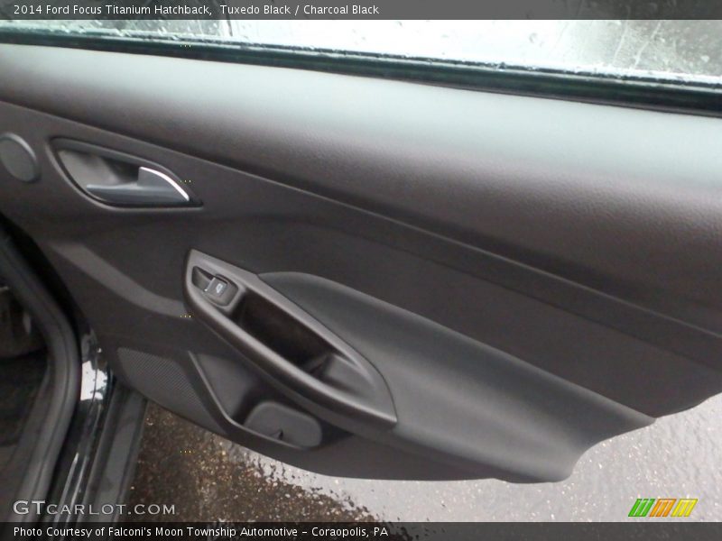 Tuxedo Black / Charcoal Black 2014 Ford Focus Titanium Hatchback