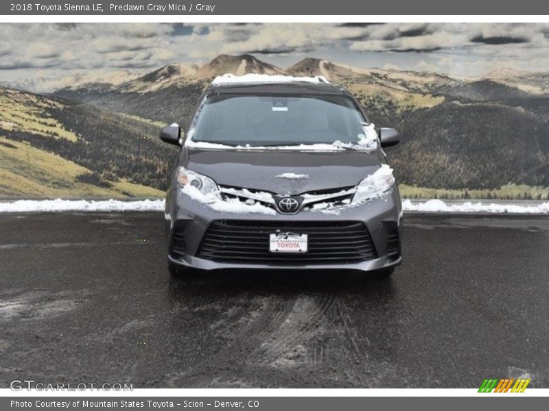 Predawn Gray Mica / Gray 2018 Toyota Sienna LE
