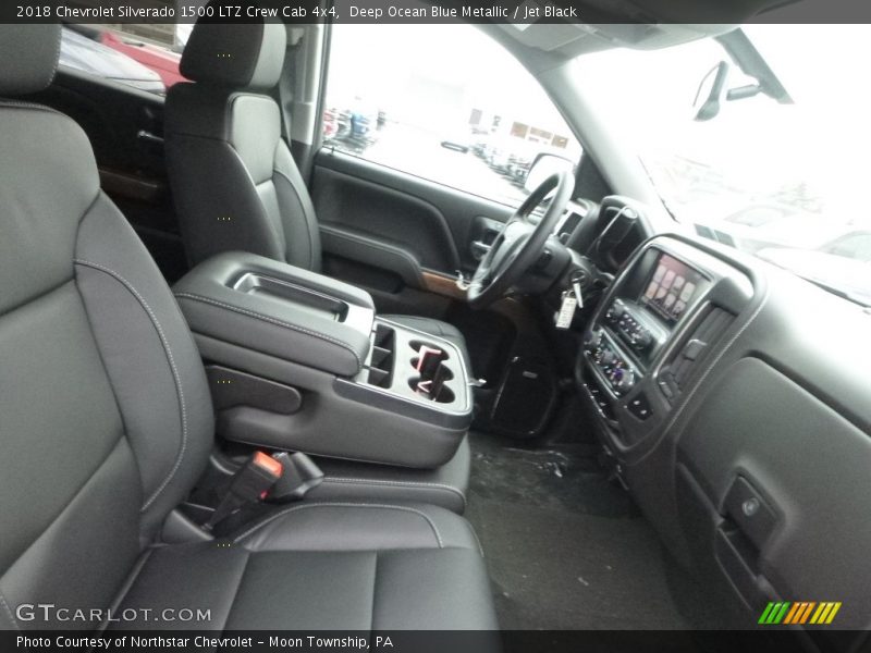 Deep Ocean Blue Metallic / Jet Black 2018 Chevrolet Silverado 1500 LTZ Crew Cab 4x4