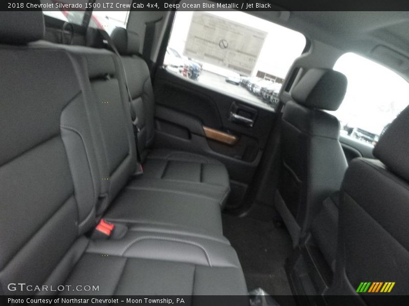 Deep Ocean Blue Metallic / Jet Black 2018 Chevrolet Silverado 1500 LTZ Crew Cab 4x4