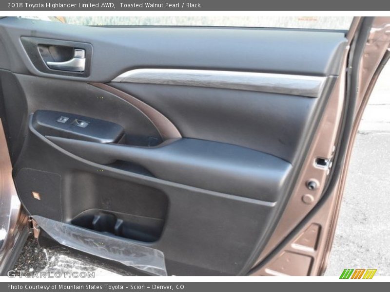 Toasted Walnut Pearl / Black 2018 Toyota Highlander Limited AWD