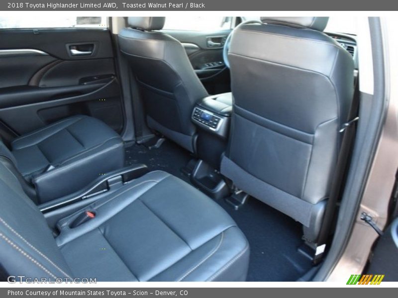 Toasted Walnut Pearl / Black 2018 Toyota Highlander Limited AWD