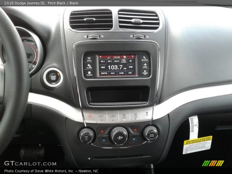 Pitch Black / Black 2018 Dodge Journey SE