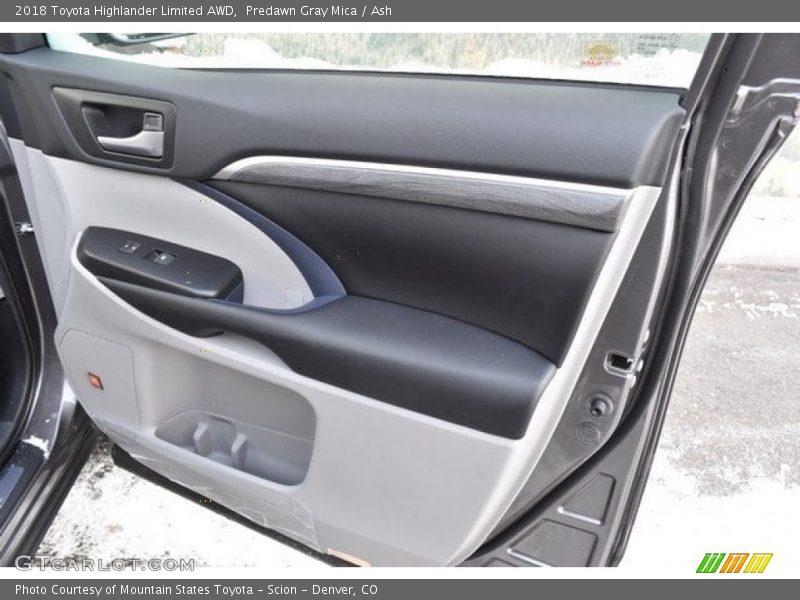 Predawn Gray Mica / Ash 2018 Toyota Highlander Limited AWD