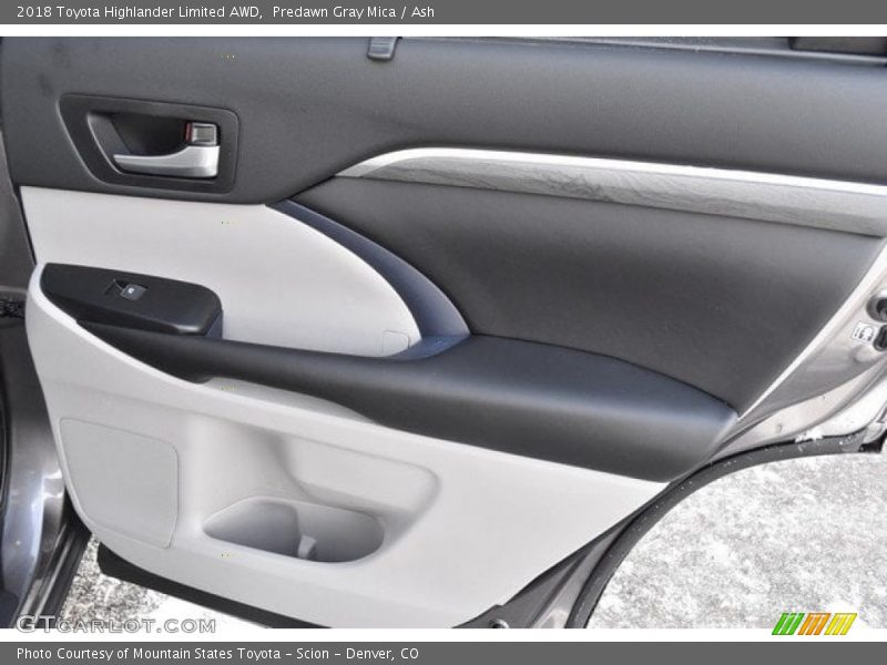 Predawn Gray Mica / Ash 2018 Toyota Highlander Limited AWD