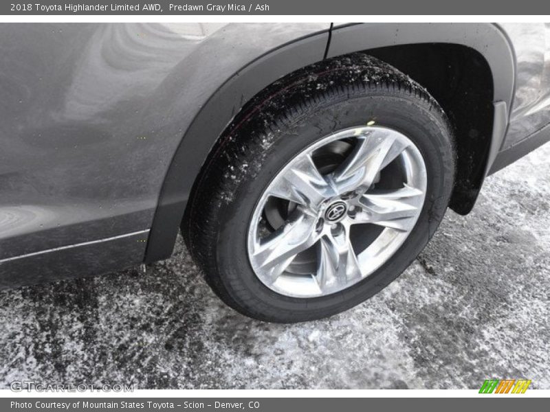 Predawn Gray Mica / Ash 2018 Toyota Highlander Limited AWD