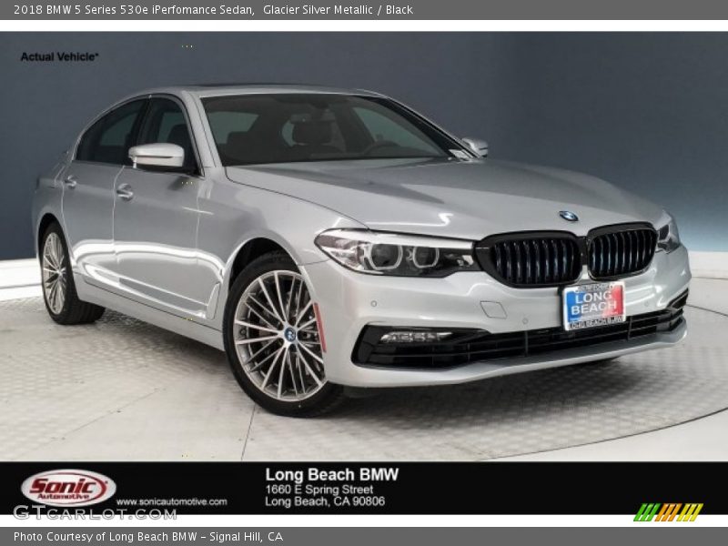 Glacier Silver Metallic / Black 2018 BMW 5 Series 530e iPerfomance Sedan