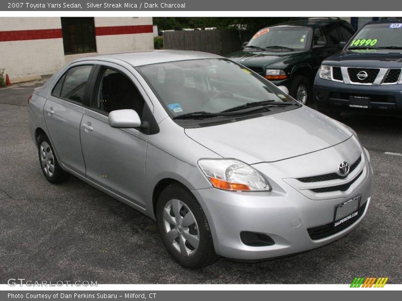 Silver Streak Mica / Dark Charcoal 2007 Toyota Yaris Sedan