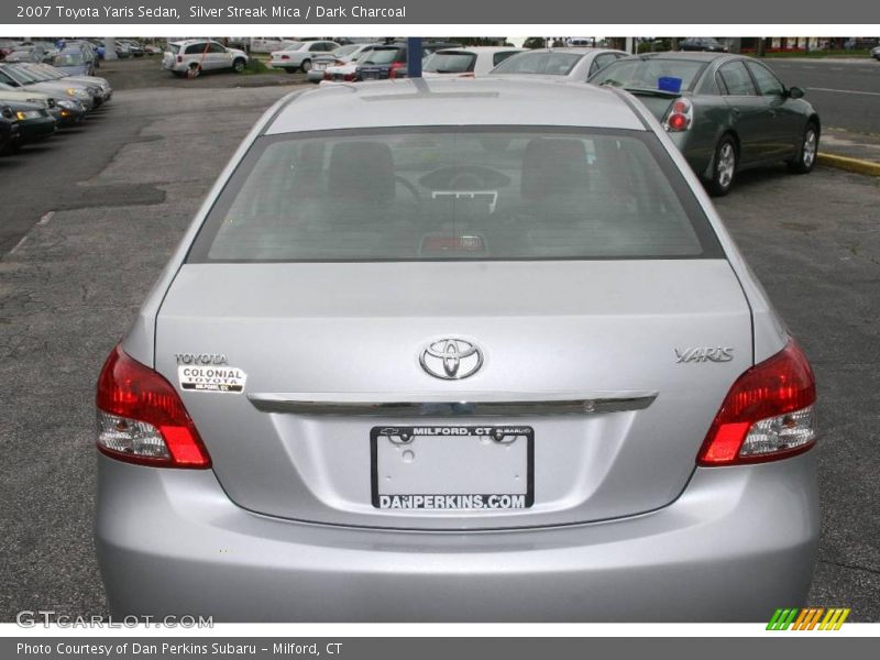 Silver Streak Mica / Dark Charcoal 2007 Toyota Yaris Sedan