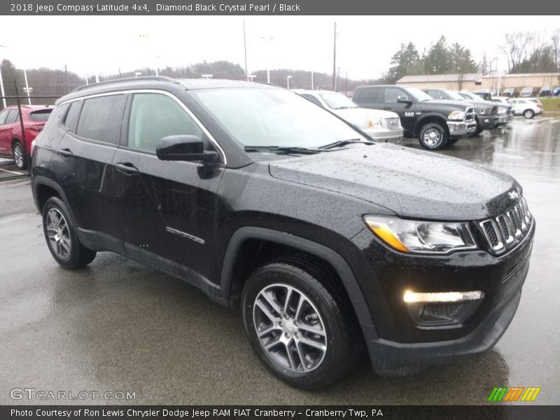 Diamond Black Crystal Pearl / Black 2018 Jeep Compass Latitude 4x4