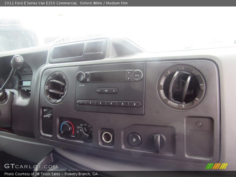 Oxford White / Medium Flint 2011 Ford E Series Van E150 Commercial