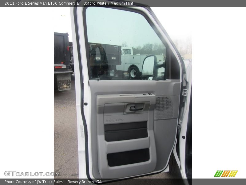 Oxford White / Medium Flint 2011 Ford E Series Van E150 Commercial
