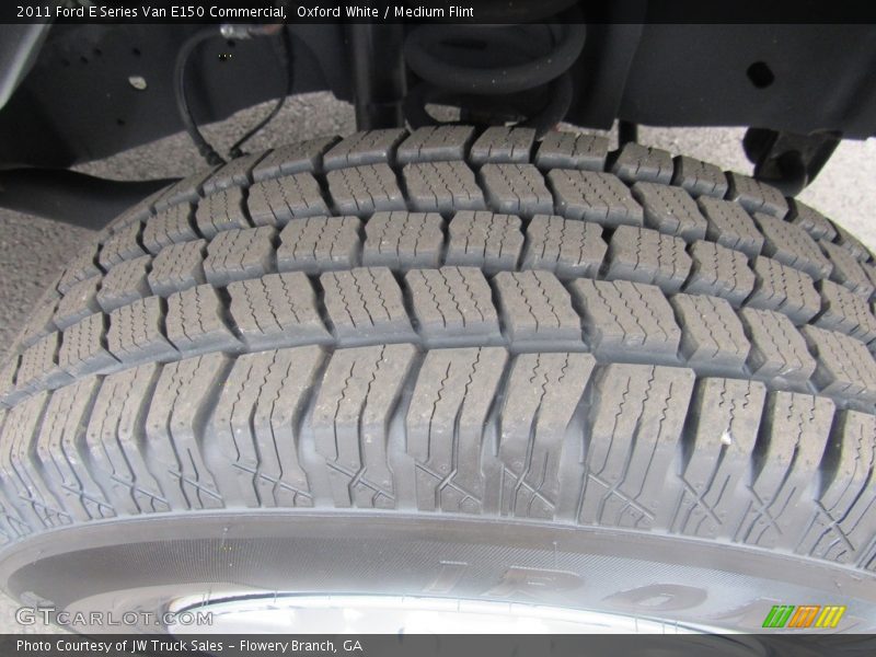 Oxford White / Medium Flint 2011 Ford E Series Van E150 Commercial