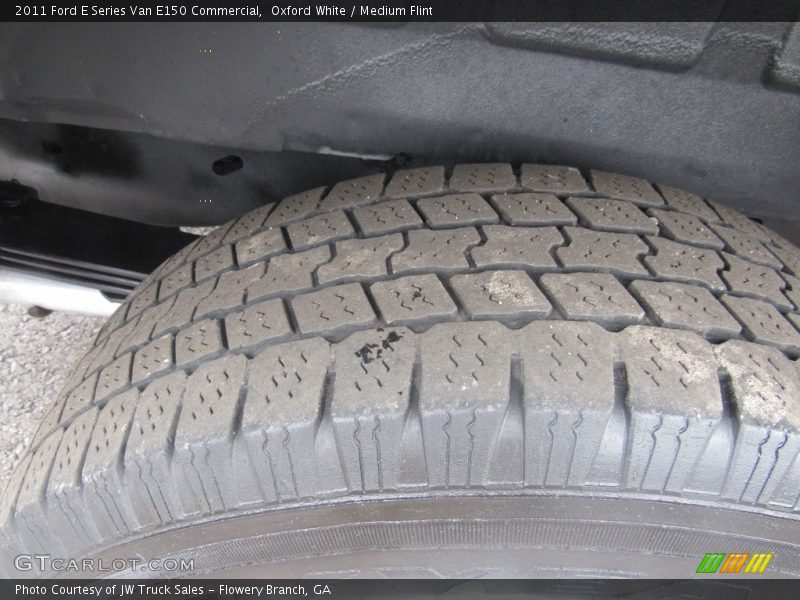 Oxford White / Medium Flint 2011 Ford E Series Van E150 Commercial