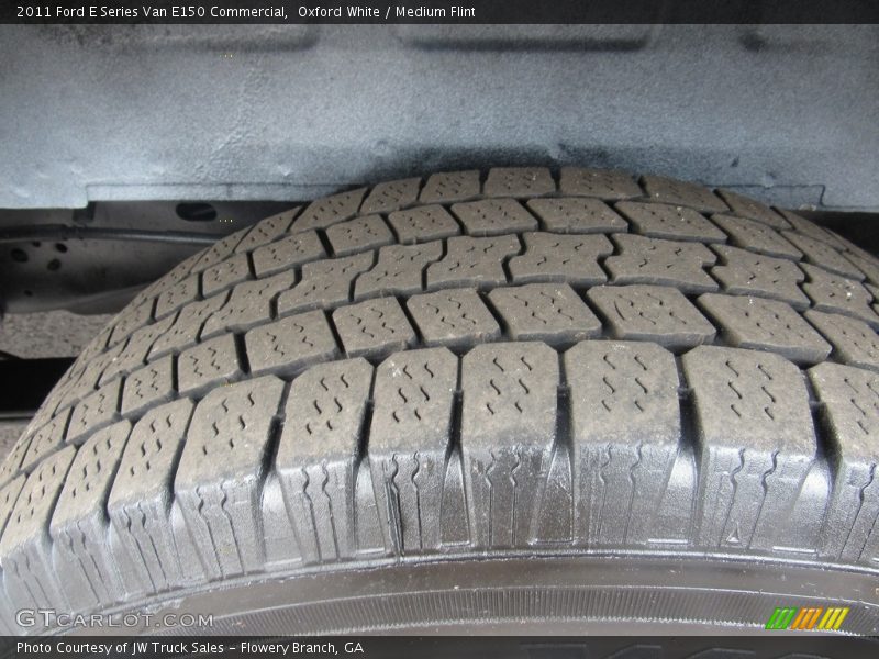 Oxford White / Medium Flint 2011 Ford E Series Van E150 Commercial