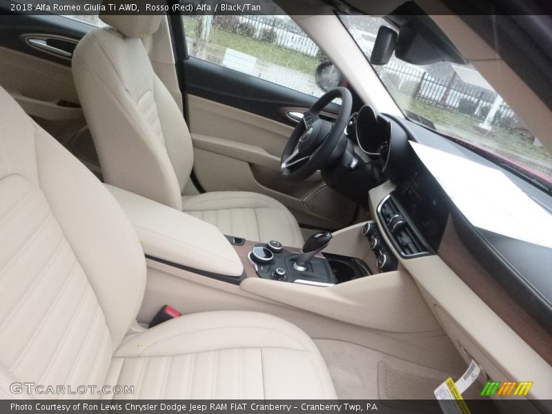 Rosso (Red) Alfa / Black/Tan 2018 Alfa Romeo Giulia Ti AWD