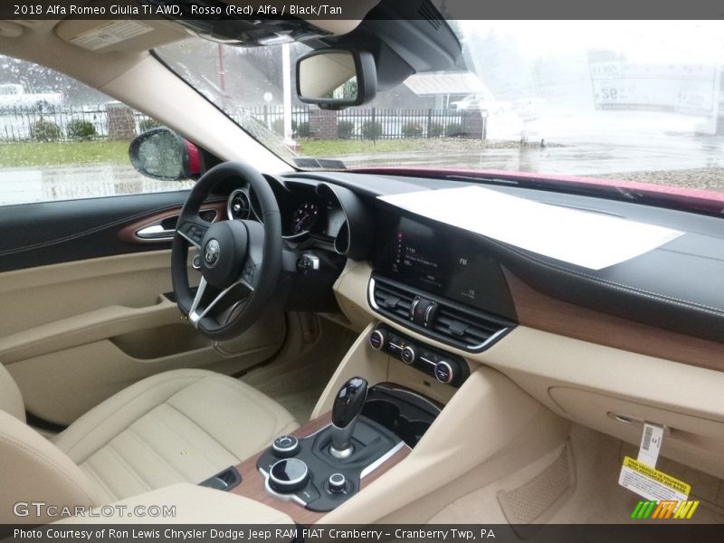 Rosso (Red) Alfa / Black/Tan 2018 Alfa Romeo Giulia Ti AWD