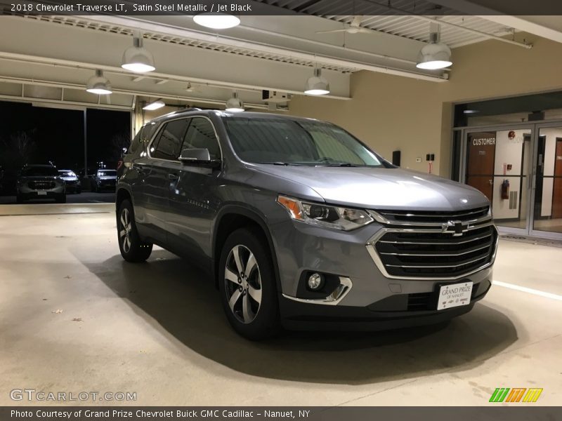 Satin Steel Metallic / Jet Black 2018 Chevrolet Traverse LT