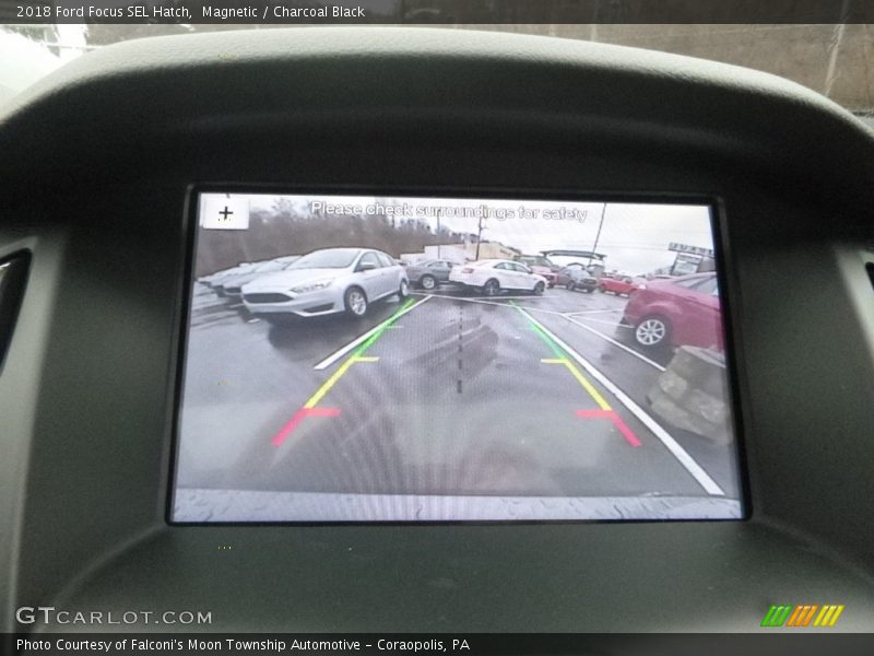 Magnetic / Charcoal Black 2018 Ford Focus SEL Hatch