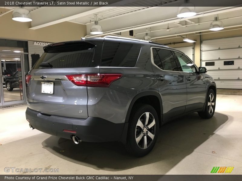 Satin Steel Metallic / Jet Black 2018 Chevrolet Traverse LT