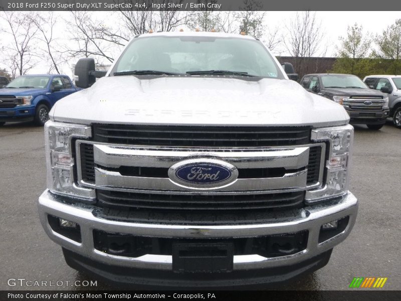 Ingot Silver / Earth Gray 2018 Ford F250 Super Duty XLT SuperCab 4x4