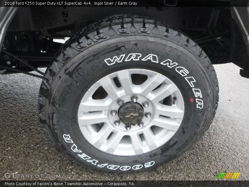 Ingot Silver / Earth Gray 2018 Ford F250 Super Duty XLT SuperCab 4x4