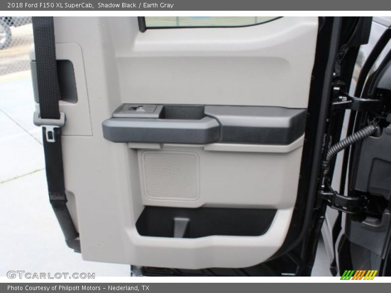Shadow Black / Earth Gray 2018 Ford F150 XL SuperCab