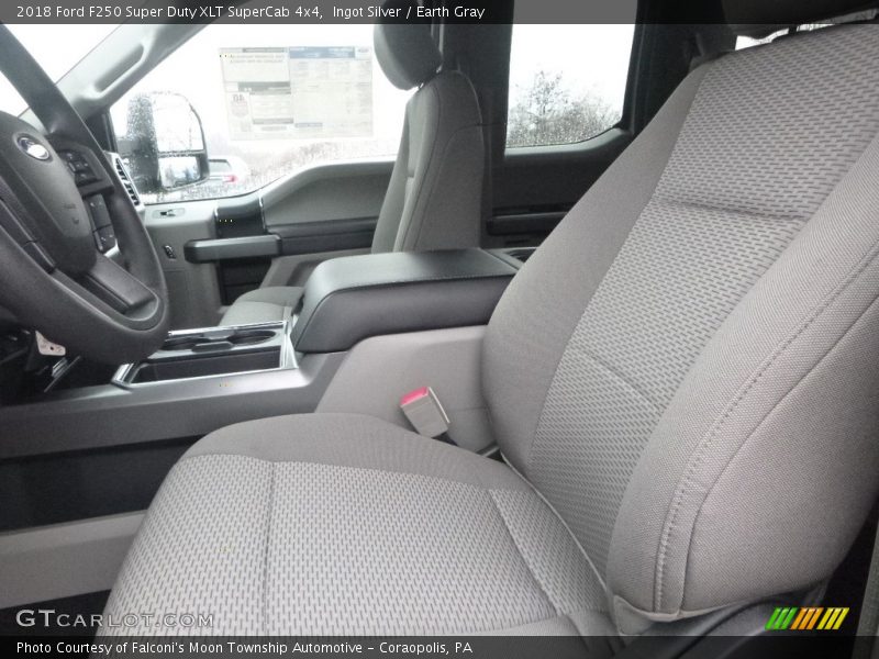 Ingot Silver / Earth Gray 2018 Ford F250 Super Duty XLT SuperCab 4x4