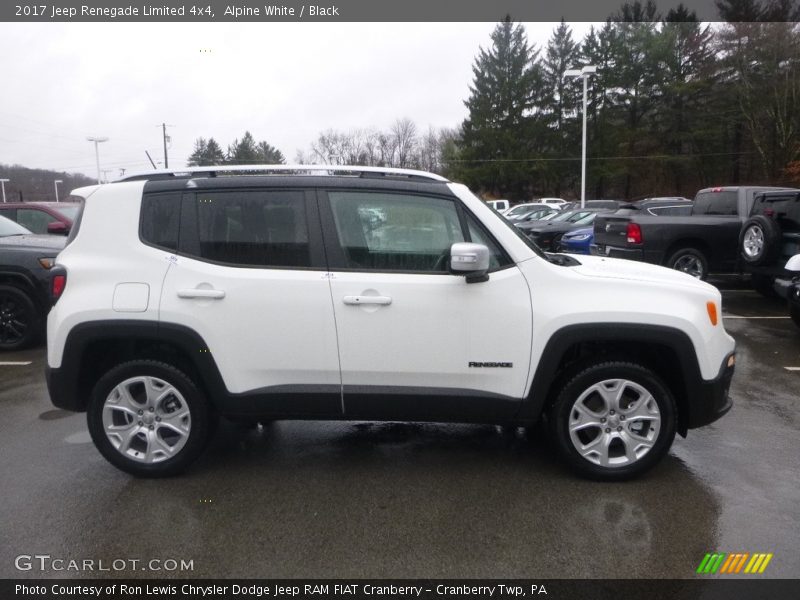 Alpine White / Black 2017 Jeep Renegade Limited 4x4