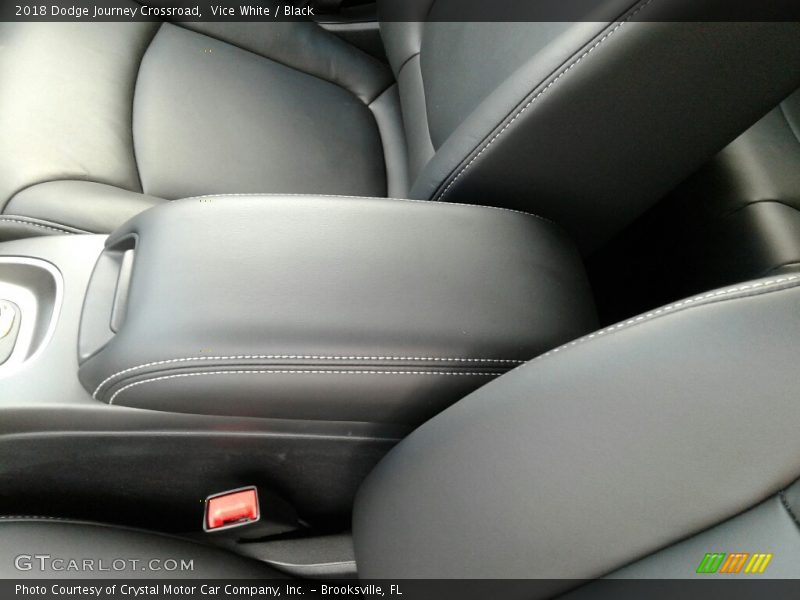 Vice White / Black 2018 Dodge Journey Crossroad