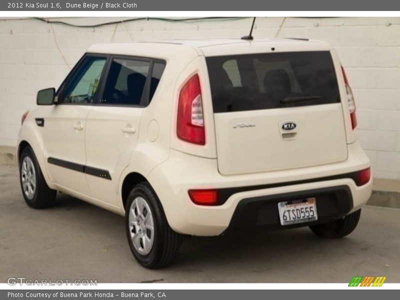 Dune Beige / Black Cloth 2012 Kia Soul 1.6