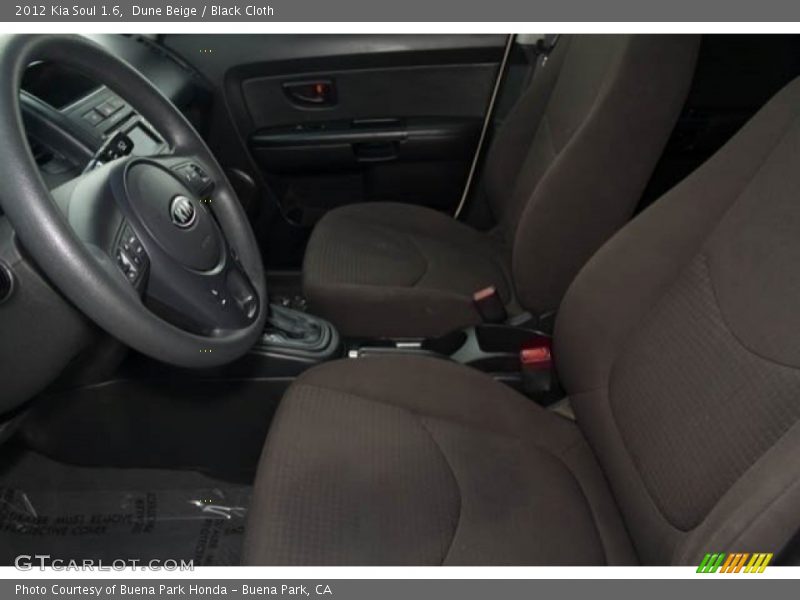 Dune Beige / Black Cloth 2012 Kia Soul 1.6