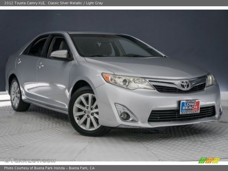 Classic Silver Metallic / Light Gray 2012 Toyota Camry XLE