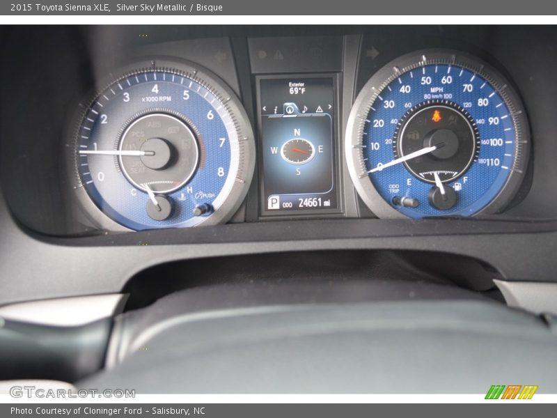 Silver Sky Metallic / Bisque 2015 Toyota Sienna XLE