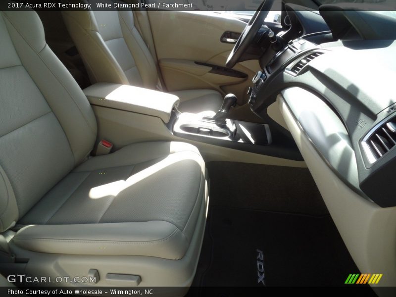 White Diamond Pearl / Parchment 2017 Acura RDX Technology