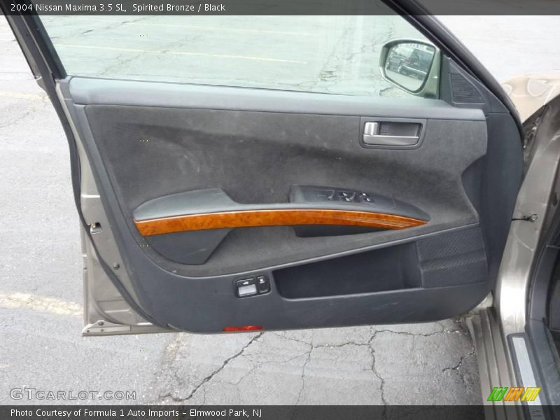 Spirited Bronze / Black 2004 Nissan Maxima 3.5 SL