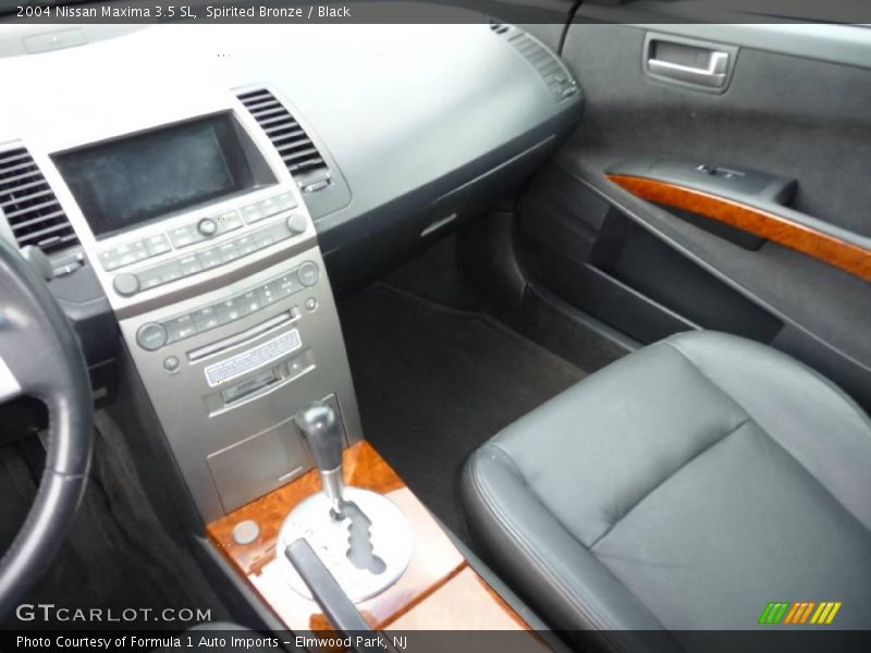 Spirited Bronze / Black 2004 Nissan Maxima 3.5 SL
