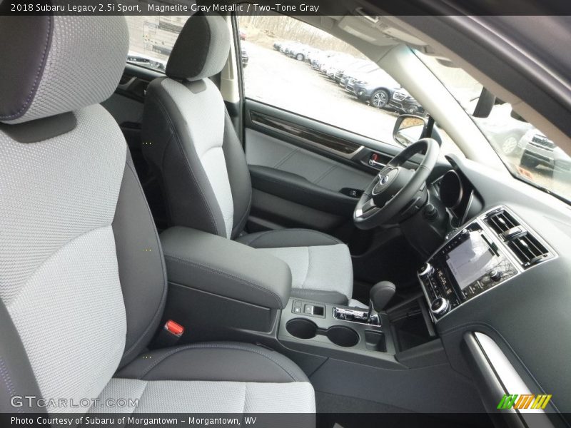 Magnetite Gray Metallic / Two-Tone Gray 2018 Subaru Legacy 2.5i Sport