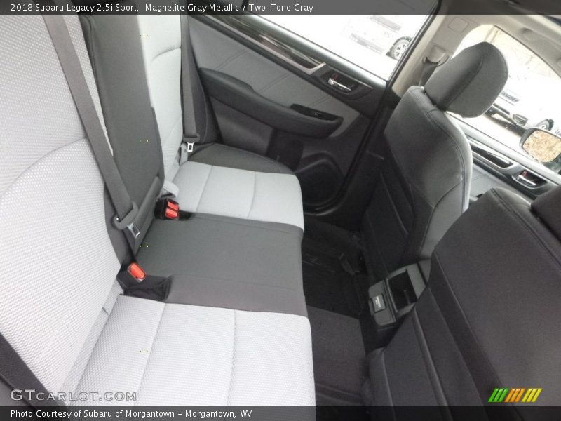 Magnetite Gray Metallic / Two-Tone Gray 2018 Subaru Legacy 2.5i Sport