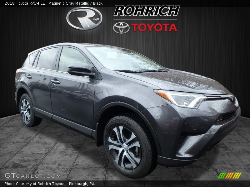 Magnetic Gray Metallic / Black 2018 Toyota RAV4 LE