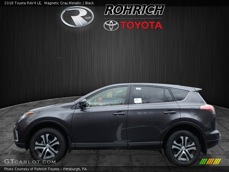 Magnetic Gray Metallic / Black 2018 Toyota RAV4 LE
