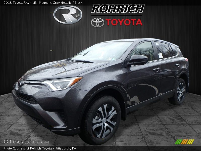 Magnetic Gray Metallic / Black 2018 Toyota RAV4 LE