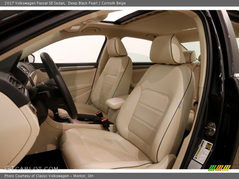 Deep Black Pearl / Cornsilk Beige 2017 Volkswagen Passat SE Sedan