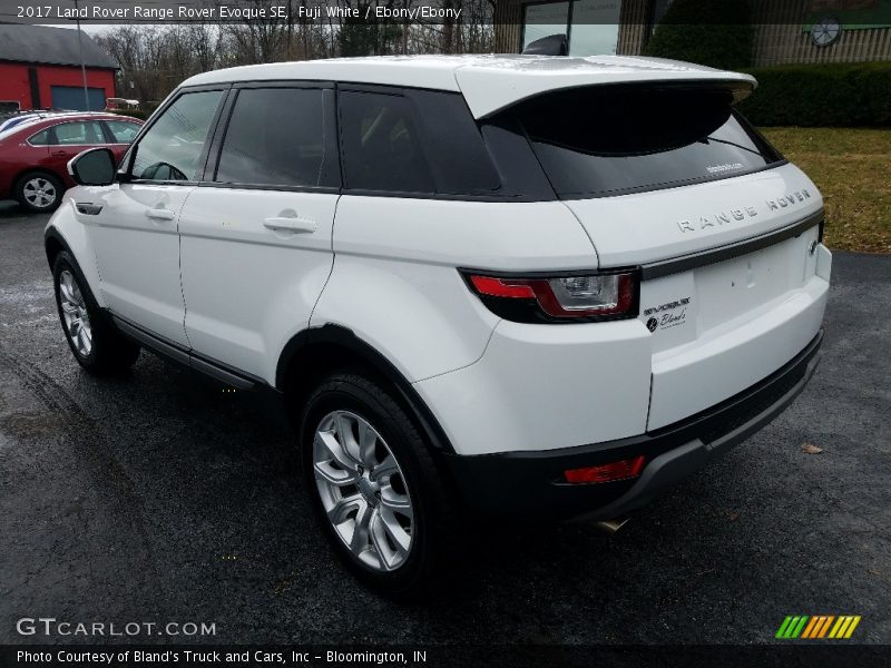 Fuji White / Ebony/Ebony 2017 Land Rover Range Rover Evoque SE